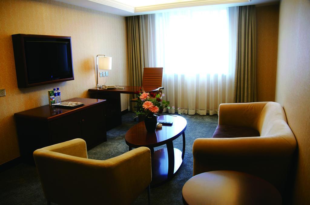 New Gloria Plaza Garden Hotel Харбін Екстер'єр фото