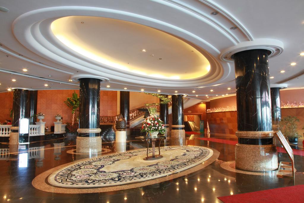 New Gloria Plaza Garden Hotel Харбін Екстер'єр фото